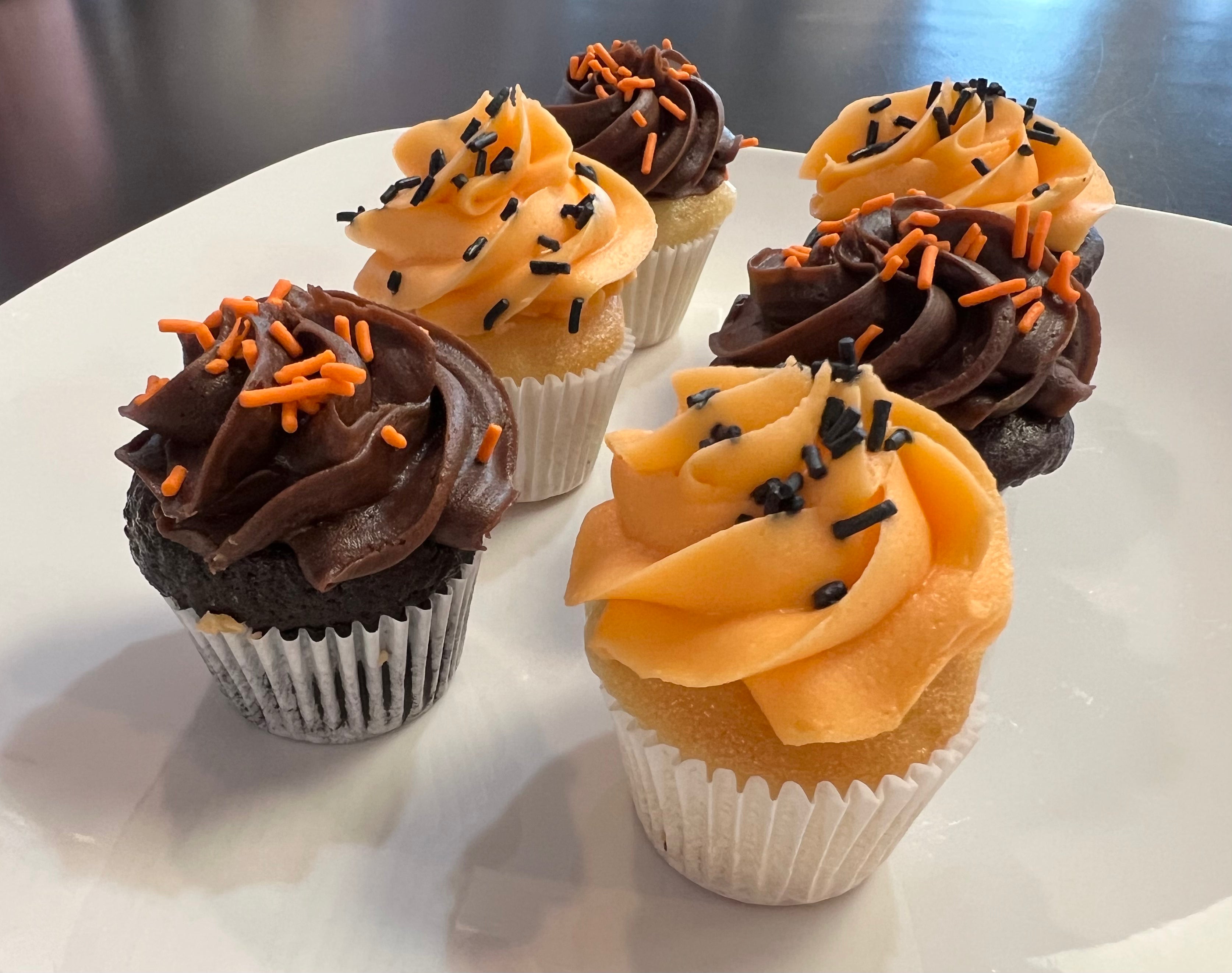 Halloween Basic Mini Cupcakes