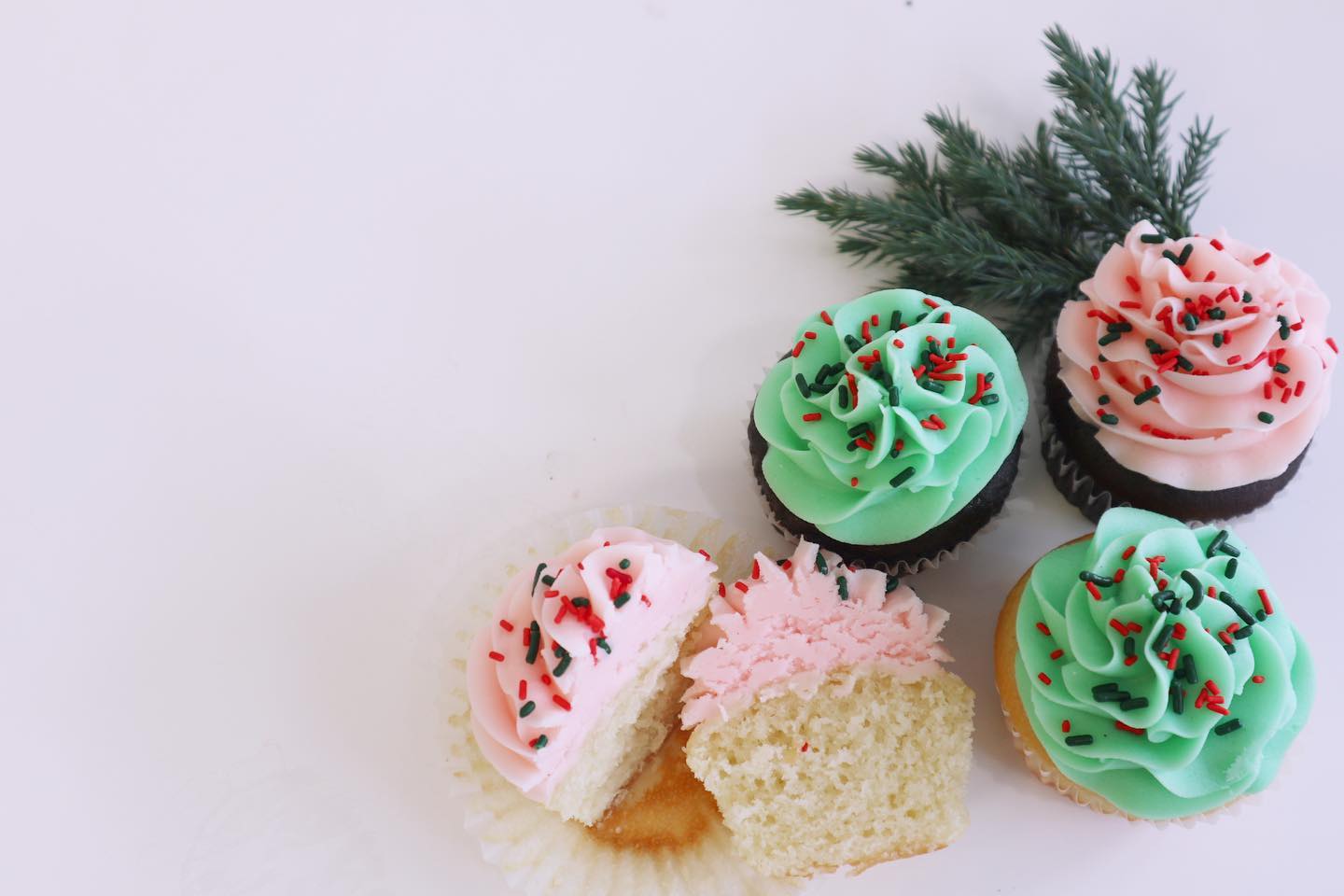 Festive Cupcakes - Basic Box